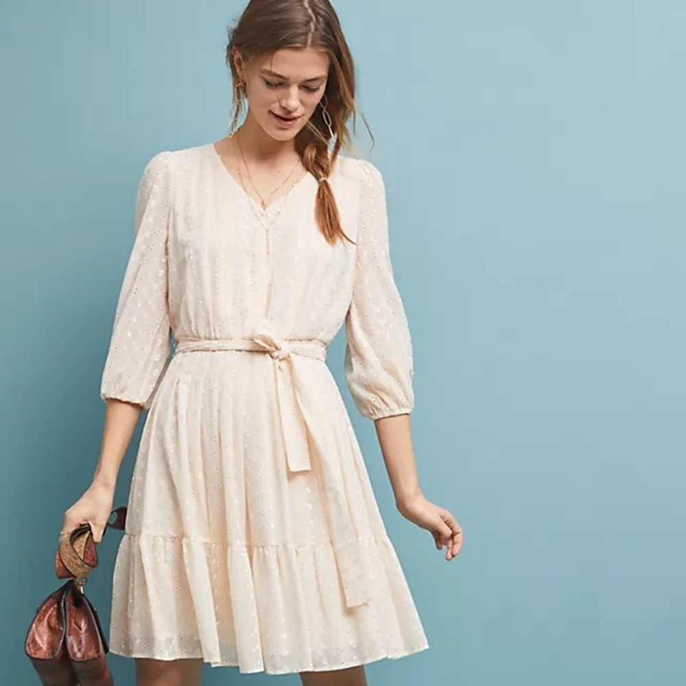 Gal Meets Glam RARE - Anthropologie Mariella Belted Dress 6P light pink